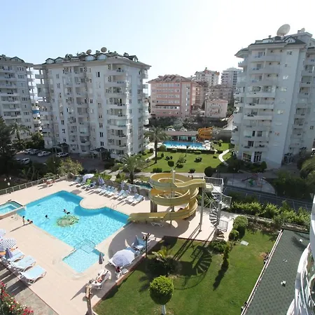 Banana B Apartment
